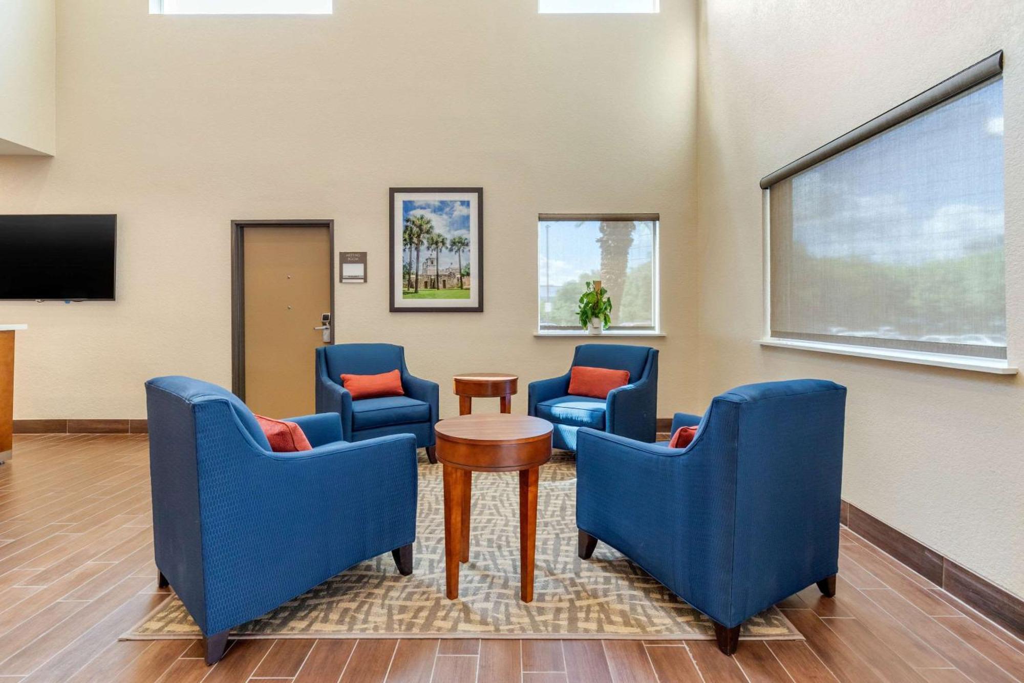 Comfort Suites San Antonio Airport North Eksteriør bilde